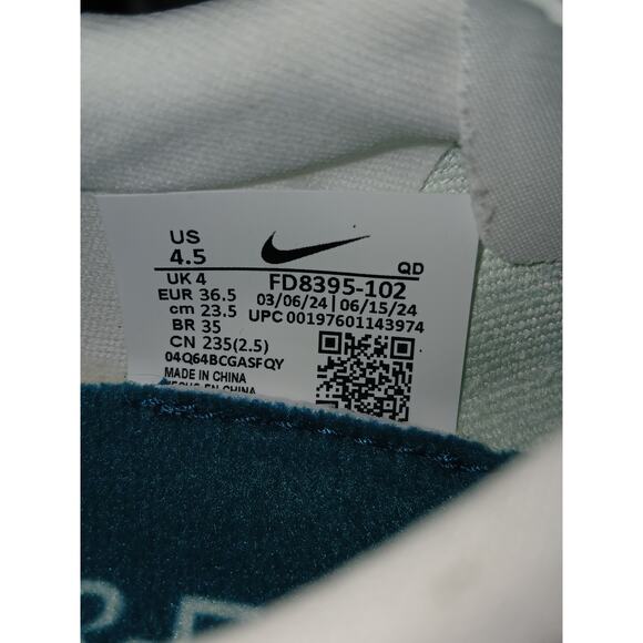 New Mens 4.5/Womens 6 Nike Maxfly 2 White Racing Track Field Spikes FD8395-102 - Picture 6 of 10